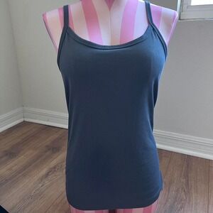 Tank‎ top size medium